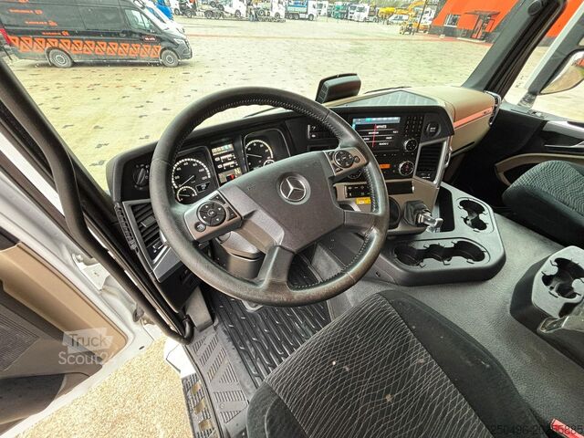 Låda kropp Mercedes-Benz Actros 1832 4x2 BOX L=7782 mm