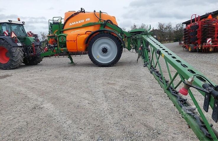 Pulverizator de pesticide Amazone UX 5200 - 28m med Ama-Select