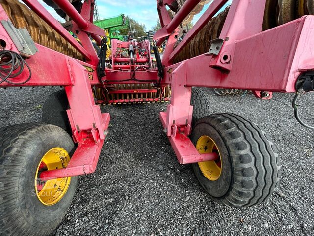 Grapa cu discuri Väderstad Carrier 650