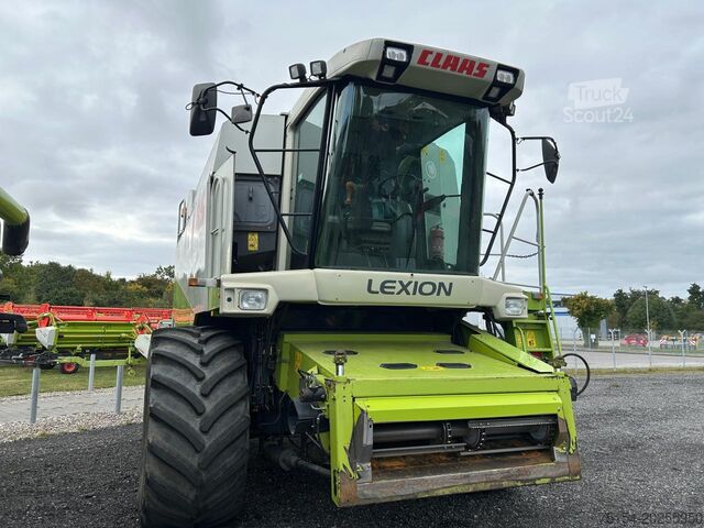 Biçerdöver CLAAS Lexion 460 II Evolution + V750