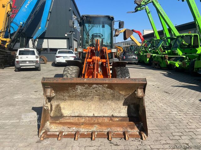 Cargadora sobre neumáticos Terex TL 80