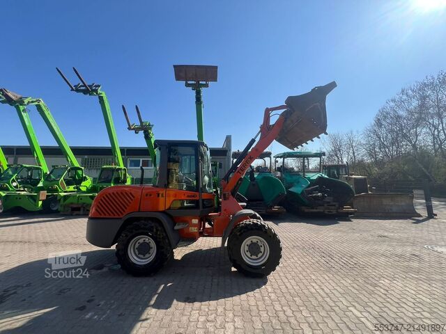 Cargadora sobre neumáticos Terex TL 80