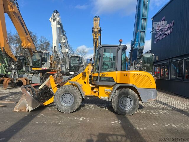 Cargadora sobre neumáticos Terex TL 80