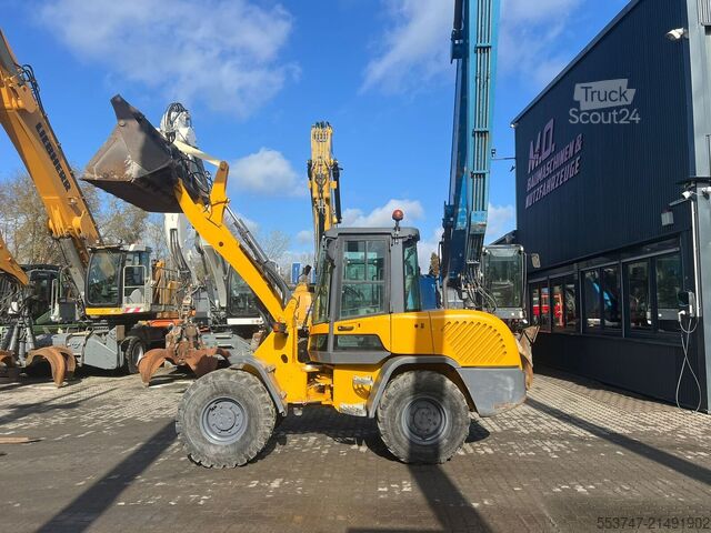 Cargadora sobre neumáticos Terex TL 80