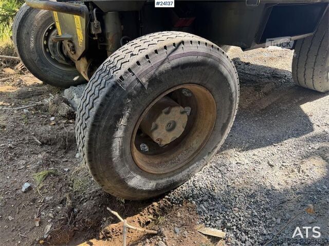 Hjulgrävare Atlas 1304 Wheeled Excavator – 2 Buckets