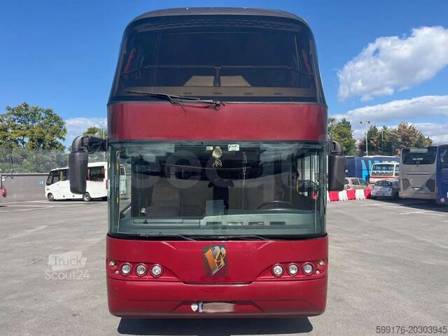 Dvonadstropna vozila Neoplan 1122/3