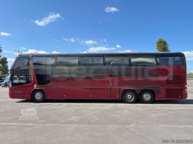 Dvonadstropna vozila Neoplan 1122/3