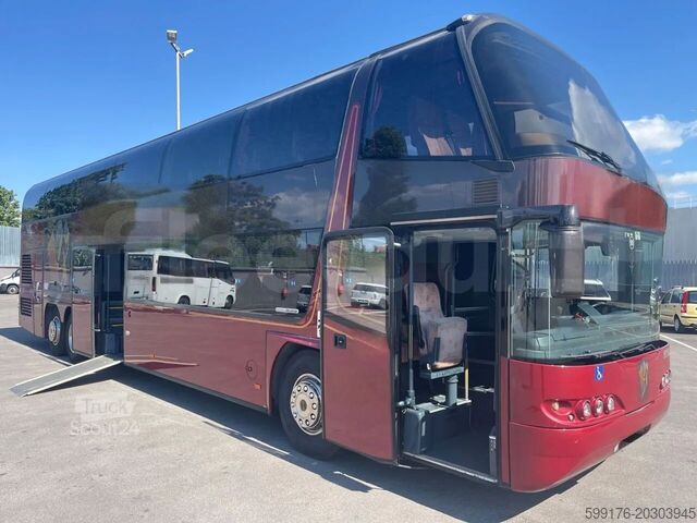Dvonadstropna vozila Neoplan 1122/3