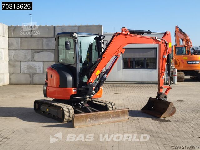 Minigraver Kubota U36-4 3 Buckets