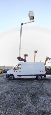 Zabojniški kombi Renault Master Klubb K32