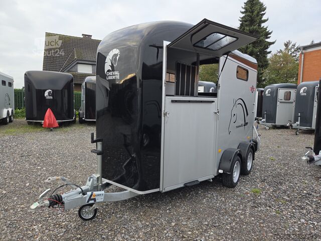 Hestehenger Cheval Liberté Touring XL Sattelschrank Frontexit