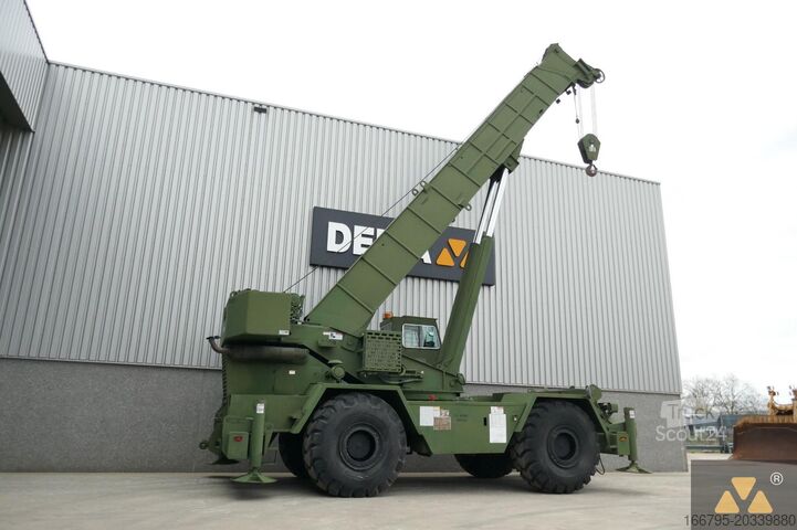 Engebeli arazi vinci Grove RT875 Ex-army