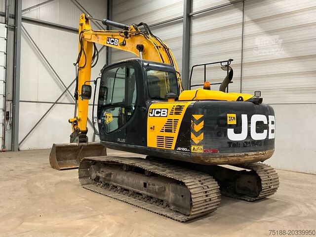Гусеничный экскаватор JCB JS 130 LC