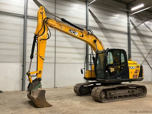 Гусеничный экскаватор JCB JS 130 LC