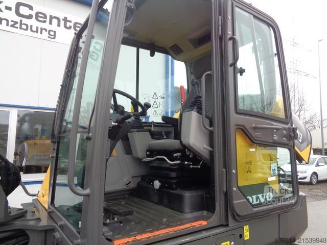 Koparka kołowa VOLVO EW60E Powertilt + Löffelpaket