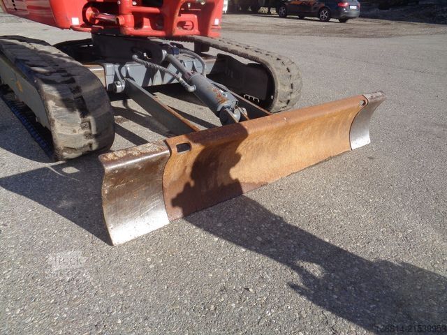 Mini ekskavatorius TAKEUCHI TB 225 Powertilt Löffel Taklock 2.400 kg