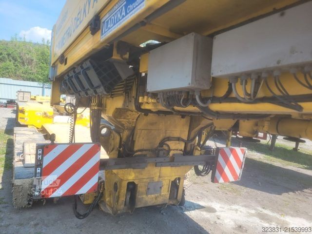 Низкорамный полуприцеп GOLDHOFER STZ-VH6-65, 2+4, TELESKOP, DOLLY