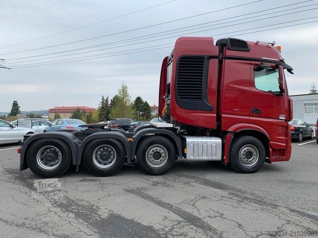 Низкорамный полуприцеп GOLDHOFER STZ-VH6-65, 2+4, TELESKOP, DOLLY