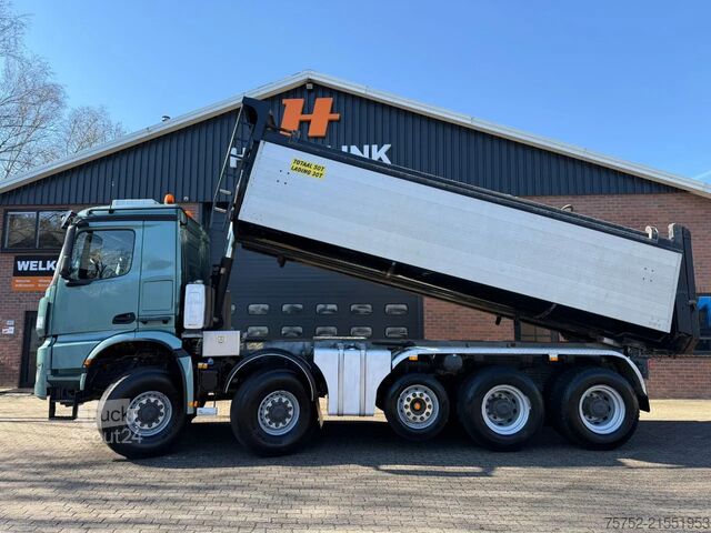 Kipper Mercedes-Benz AROCS 5045 5045 10x8 50Tons Kipper AS-1 AS-2 st...