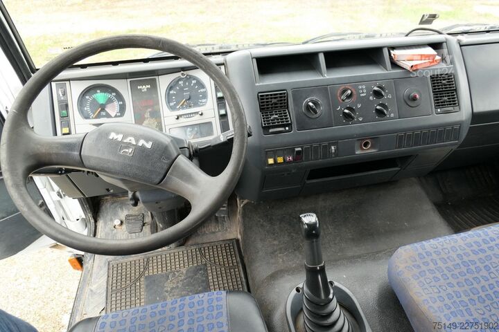 Kolmisivuinen kippiauto MAN 12.180 LE BB 4x2, DOKA, Palfinger PKG 7001