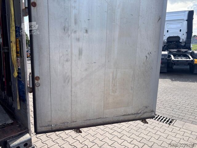 Semitrailer KÖGEL Mega Light Plus Lift 2x Fast Slider, SAF