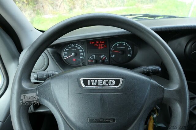 Κλειστό βαν iveco Daily 35 S11 C30C AUTOMATIK KAMERA Regale LUFT DURCHGANG EURO-5 CoC
